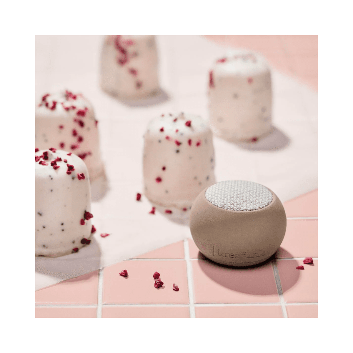 Bluetooth-luidspreker aGo Stone Ivory Sand