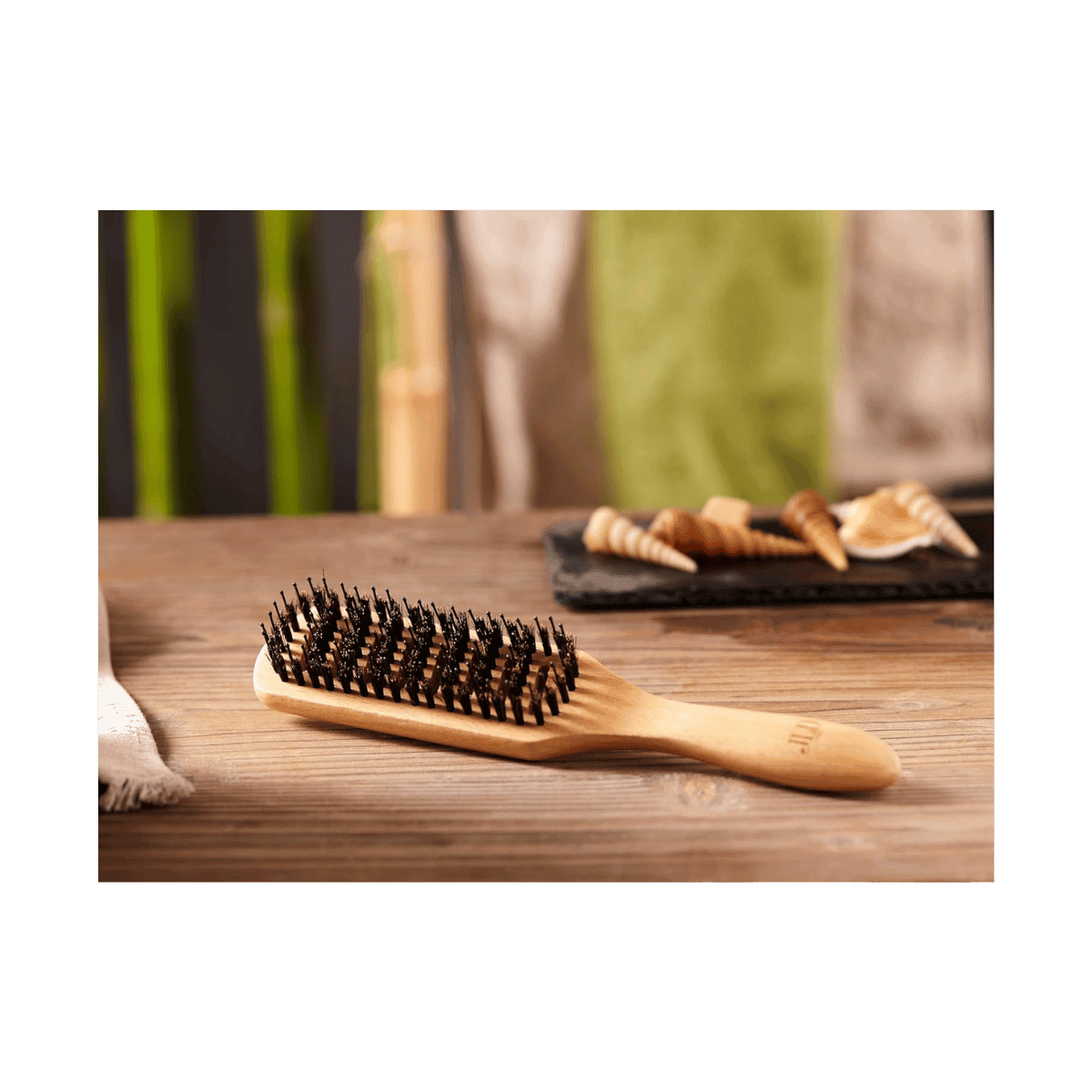 Ventilerende haarborstel van FSC-hout